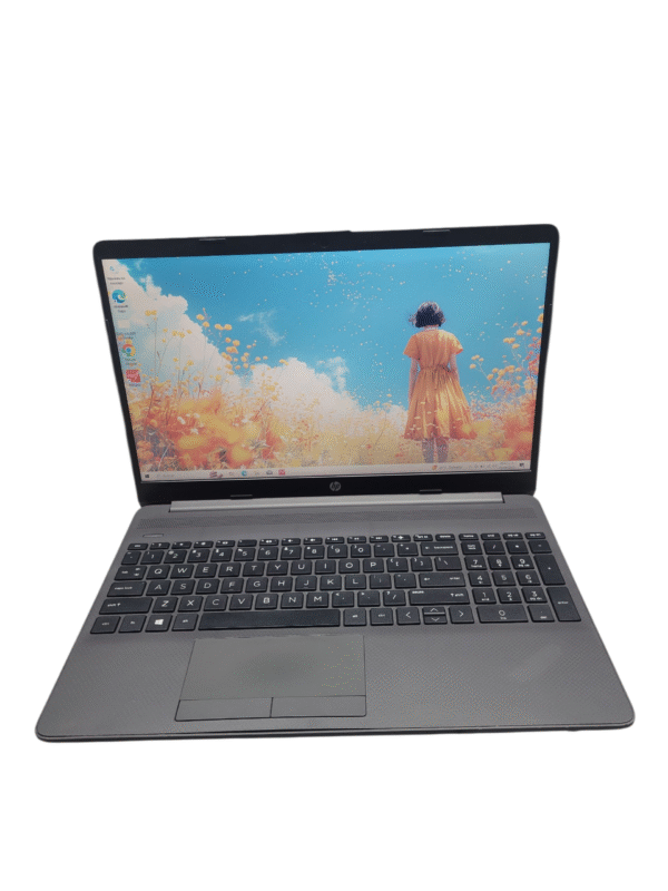 LAPTOP HP 255 G8 RYZEN 5 16GB RAM 256 M2