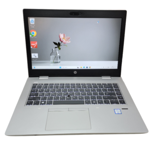 LAPTOP HP INTEL I5 8VA GEN 8GB RAM 240GB M.2