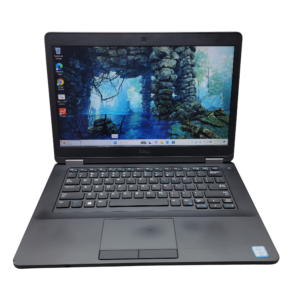 LAPTOP intel i7 6TA GEN 8GB DE RAM 256 GB M.2